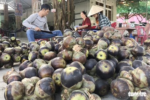 Đặc sản Tết miền Tây tới tấp lên kệ hàng khắp cả nước - Ảnh 1. Đặc sản Tết miền Tây tới tấp lên kệ hàng khắp cả nước - Ảnh 1.