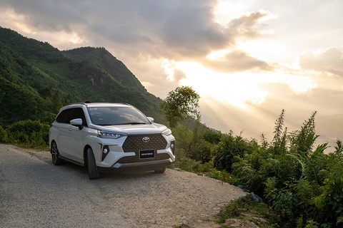 Toyota Veloz Cross giải ‘cơn khát’ của người dùng - Ảnh 5. Toyota Veloz Cross giải ‘cơn khát’ của người dùng - Ảnh 5.