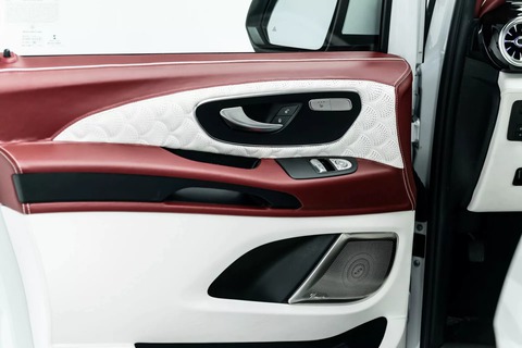 Chủ xe độ van Mercedes-Benz thành Maybach với tiền đủ mua S-Class mới - Ảnh 12. Chủ xe độ van Mercedes-Benz thành Maybach với tiền đủ mua S-Class mới - Ảnh 12.
