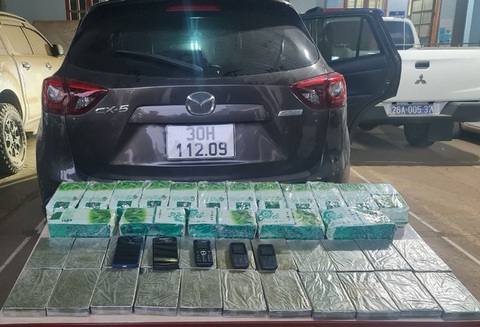 Nóng: Bắt được nghi phạm vận chuyển ma túy cầm súng bắn trả lực lượng công an - Ảnh 3. Nóng: Bắt được nghi phạm vận chuyển ma túy cầm súng bắn trả lực lượng công an - Ảnh 3.