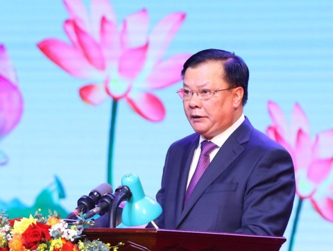 Trang trọng kỷ niệm 50 năm chiến thắng Hà Nội - Điện Biên Phủ trên không - Ảnh 2. Trang trọng kỷ niệm 50 năm chiến thắng Hà Nội - Điện Biên Phủ trên không - Ảnh 2.