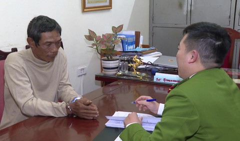 Bắt người đàn ông giết vợ rồi lẩn trốn hơn 26 năm, ung dung sống ở Tây Nguyên - Ảnh 1. Bắt người đàn ông giết vợ rồi lẩn trốn hơn 26 năm, ung dung sống ở Tây Nguyên - Ảnh 1.
