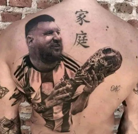 Fan đua nhau xăm hình Messi sau World Cup: Đẹp - xấu còn tùy... duyên phận?! - Ảnh 1. Fan đua nhau xăm hình Messi sau World Cup: Đẹp - xấu còn tùy... duyên phận?! - Ảnh 1.