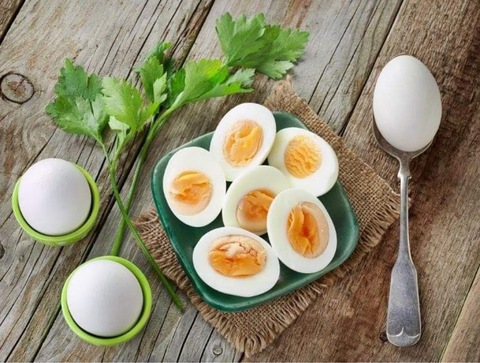 Ăn trứng hằng ngày có tốt? Ai cần kiêng món trứng? - Ảnh 1. Ăn trứng hằng ngày có tốt? Ai cần kiêng món trứng? - Ảnh 1.