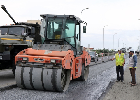 Lại lùi thời hạn làm xong quốc lộ 1 qua Phú Yên - Ảnh 1. Lại lùi thời hạn làm xong quốc lộ 1 qua Phú Yên - Ảnh 1.