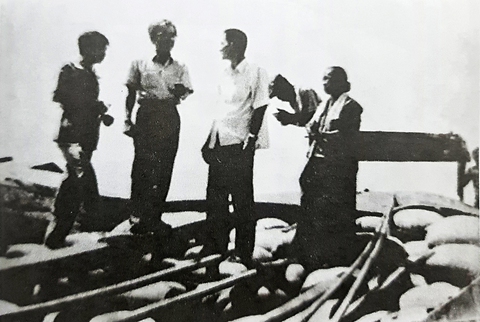 Bà Ba Thi - người góp lửa đổi mới - Kỳ 3: Tổ buôn lậu gạo của bà Ba Thi - Ảnh 2. Bà Ba Thi - người góp lửa đổi mới - Kỳ 3: Tổ buôn lậu gạo của bà Ba Thi - Ảnh 2.