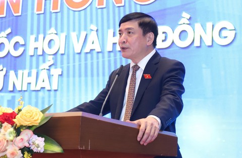 Quốc hội lập ‘giải báo chí Diên Hồng’, trao thưởng hằng năm - Ảnh 1. Quốc hội lập ‘giải báo chí Diên Hồng’, trao thưởng hằng năm - Ảnh 1.