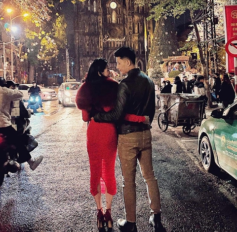 Ảnh vui sao Việt 27-12: Hà Tăng đọ sắc cùng Thân Thúy Hà và Bùi Việt Hà - Ảnh 6. Ảnh vui sao Việt 27-12: Hà Tăng đọ sắc cùng Thân Thúy Hà và Bùi Việt Hà - Ảnh 6.