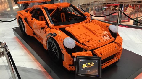 10 chiếc xe Lego đỉnh như xe thật: Hàng trăm miếng lắp trong hàng trăm giờ, có mẫu đi được - Ảnh 7. 10 chiếc xe Lego đỉnh như xe thật: Hàng trăm miếng lắp trong hàng trăm giờ, có mẫu đi được - Ảnh 7.