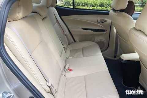 9X đánh giá Toyota Vios: Trẻ nhưng ăn chắc mặc bền, hợp người mới kinh doanh - Ảnh 17. 9X đánh giá Toyota Vios: Trẻ nhưng ăn chắc mặc bền, hợp người mới kinh doanh - Ảnh 17.