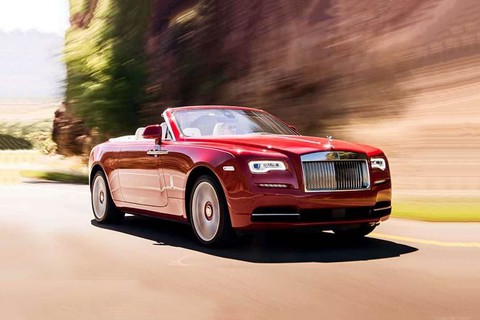 Trộm xe Rolls-Royce nhưng không biết dùng, nhóm thanh niên bỏ của chạy lấy người - Ảnh 1. Trộm xe Rolls-Royce nhưng không biết dùng, nhóm thanh niên bỏ của chạy lấy người - Ảnh 1.