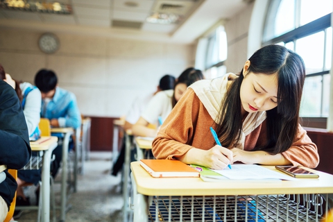 Thi chứng chỉ ngoại ngữ lưu ý gì? - Ảnh 1. Thi chứng chỉ ngoại ngữ lưu ý gì? - Ảnh 1.