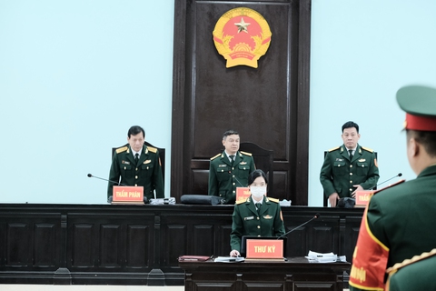 Đề nghị bác kháng cáo của hai tướng cảnh sát biển - Ảnh 1. Đề nghị bác kháng cáo của hai tướng cảnh sát biển - Ảnh 1.