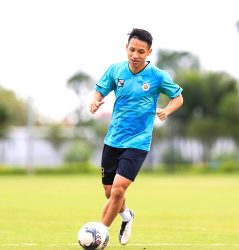 Hùng Dũng, Hoàng Đức được đề cử VĐV tiêu biểu của thể thao Việt Nam 2022 - Ảnh 1. Hùng Dũng, Hoàng Đức được đề cử VĐV tiêu biểu của thể thao Việt Nam 2022 - Ảnh 1.