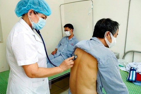 Bệnh phổi kẽ nguy hiểm - Ảnh 1. Bệnh phổi kẽ nguy hiểm - Ảnh 1.