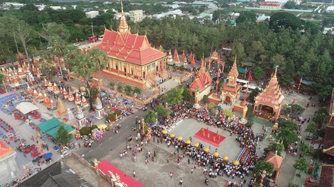 Tin tức sáng 30-12: Số ca COVID-19 tăng gấp đôi; Gần 8.000 doanh nghiệp TP.HCM khuyến mãi Tết - Ảnh 4. Tin tức sáng 30-12: Số ca COVID-19 tăng gấp đôi; Gần 8.000 doanh nghiệp TP.HCM khuyến mãi Tết - Ảnh 4.