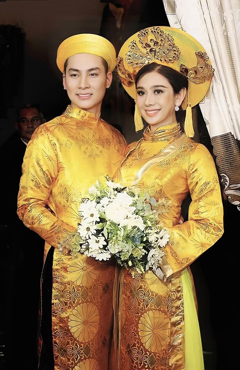 Ảnh vui sao Việt 29-12: Mai Phương Thúy ‘cưa sừng làm nghé’ - Ảnh 3. Ảnh vui sao Việt 29-12: Mai Phương Thúy ‘cưa sừng làm nghé’ - Ảnh 3.