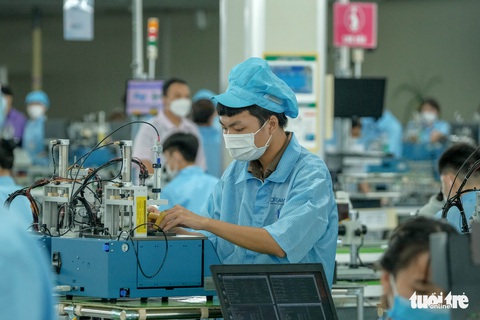 Thưởng Tết dương lịch 2023: Trung bình doanh nghiệp nhà nước hơn 2 triệu đồng, tư nhân chỉ 870.000 - Ảnh 3. Thưởng Tết dương lịch 2023: Trung bình doanh nghiệp nhà nước hơn 2 triệu đồng, tư nhân chỉ 870.000 - Ảnh 3.
