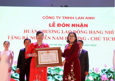 Người thu nhập thấp cần có nhà ở để an cư lạc nghiệp - Ảnh 2. Người thu nhập thấp cần có nhà ở để an cư lạc nghiệp - Ảnh 2.