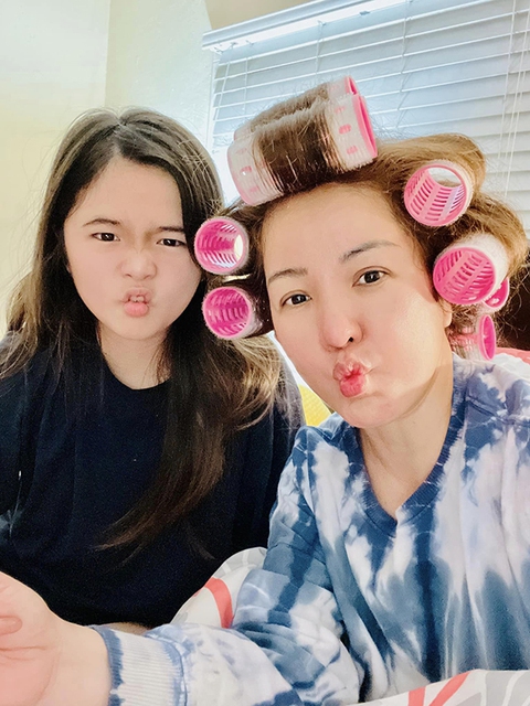 Ảnh vui sao Việt 29-12: Mai Phương Thúy ‘cưa sừng làm nghé’ - Ảnh 7. Ảnh vui sao Việt 29-12: Mai Phương Thúy ‘cưa sừng làm nghé’ - Ảnh 7.