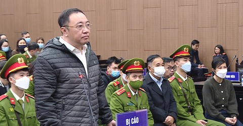 Cựu bí thư Đồng Nai trong vụ AIC: Tôi ân hận, day dứt, hổ thẹn với mọi người - Ảnh 2. Cựu bí thư Đồng Nai trong vụ AIC: Tôi ân hận, day dứt, hổ thẹn với mọi người - Ảnh 2.