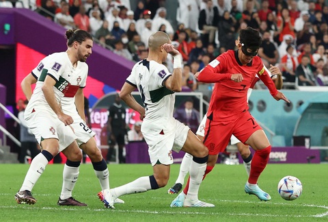 Những giọt nước mắt trái chiều của Suarez và Son Heung Min - Ảnh 9. Những giọt nước mắt trái chiều của Suarez và Son Heung Min - Ảnh 9.