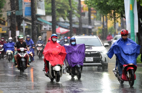 Thời tiết hôm nay 3-12: Nam Bộ mưa rào, Bắc Bộ rét chồng rét - Ảnh 1. Thời tiết hôm nay 3-12: Nam Bộ mưa rào, Bắc Bộ rét chồng rét - Ảnh 1.
