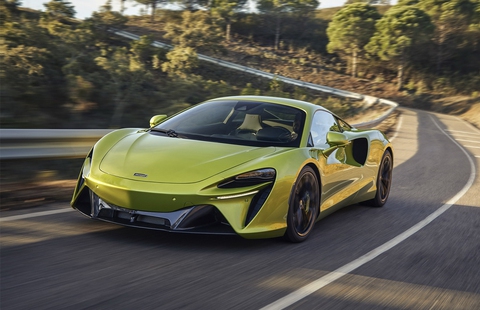 McLaren bán bộ sưu tập xe gần 3.000 tỉ để có tiền phát triển siêu xe Artura mới về Việt Nam - Ảnh 1. McLaren bán bộ sưu tập xe gần 3.000 tỉ để có tiền phát triển siêu xe Artura mới về Việt Nam - Ảnh 1.