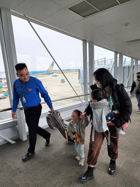 Lễ đón chuyến bay Nhật Bản - Việt Nam trong chương trình ‘Mang Tết về nhà’ - Ảnh 4. Lễ đón chuyến bay Nhật Bản - Việt Nam trong chương trình ‘Mang Tết về nhà’ - Ảnh 4.