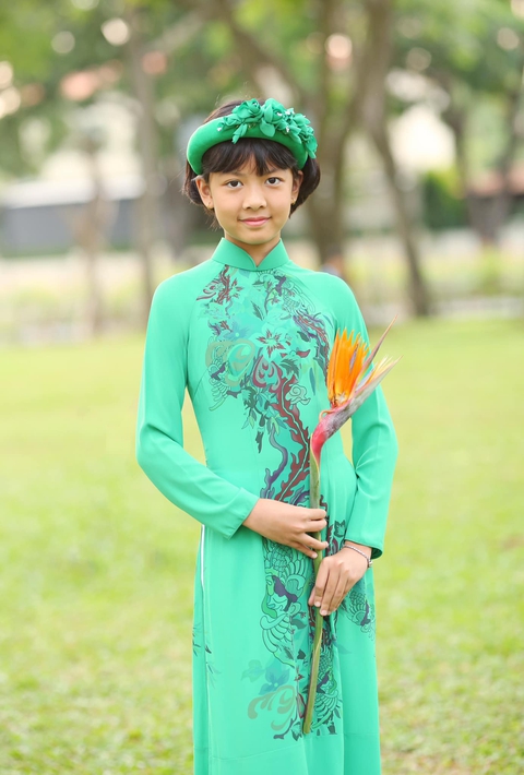 Bà xã Bình Minh tiết lộ bí quyết giúp hai con gái có chiều cao vượt trội - Ảnh 9. Bà xã Bình Minh tiết lộ bí quyết giúp hai con gái có chiều cao vượt trội - Ảnh 9.