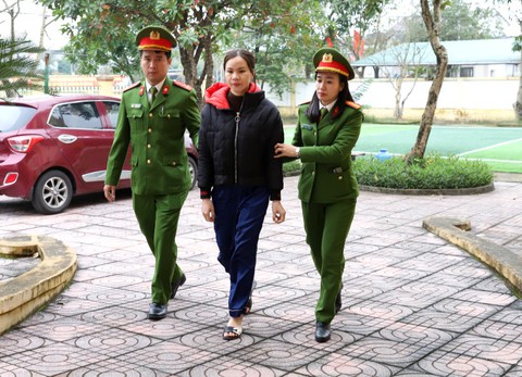Nữ 9X lừa đảo cho vay vốn để chiếm đoạt của người đàn ông 2 tỉ đồng - Ảnh 1. Nữ 9X lừa đảo cho vay vốn để chiếm đoạt của người đàn ông 2 tỉ đồng - Ảnh 1.
