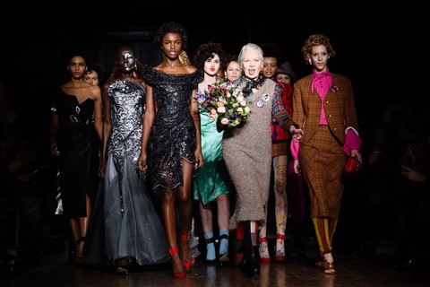 Nhà thiết kế người Anh Vivienne Westwood qua đời ở tuổi 81 - Ảnh 5. Nhà thiết kế người Anh Vivienne Westwood qua đời ở tuổi 81 - Ảnh 5.
