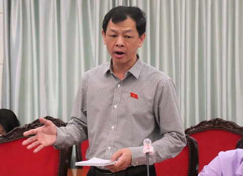 Trang thiết bị mau hỏng vì phun dịch, ngành y tế sợ bị xem là lãng phí tài sản công - Ảnh 1. Trang thiết bị mau hỏng vì phun dịch, ngành y tế sợ bị xem là lãng phí tài sản công - Ảnh 1.