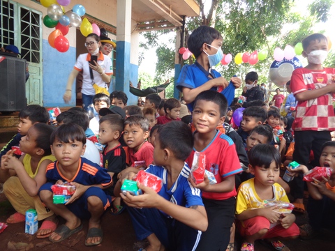 Chuyện tử tế kể về Quân ba gác thích làm việc thiện - Ảnh 2. Chuyện tử tế kể về Quân ba gác thích làm việc thiện - Ảnh 2.