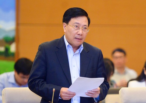 Phó thủ tướng Phạm Bình Minh thôi giữ chức ủy viên Bộ Chính trị, ủy viên Trung ương Đảng khóa XIII - Ảnh 1. Phó thủ tướng Phạm Bình Minh thôi giữ chức ủy viên Bộ Chính trị, ủy viên Trung ương Đảng khóa XIII - Ảnh 1.