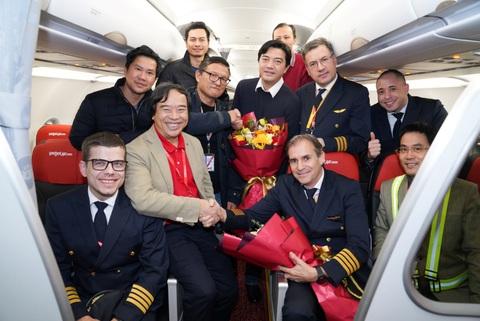 Vietjet đón thêm tàu bay mới A321 NEO - Ảnh 2. Vietjet đón thêm tàu bay mới A321 NEO - Ảnh 2.