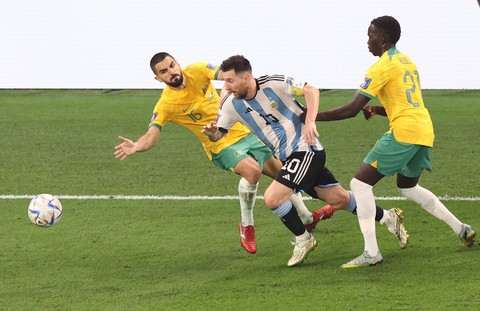 Messi rực sáng trên bầu trời Qatar - Ảnh 2. Messi rực sáng trên bầu trời Qatar - Ảnh 2.