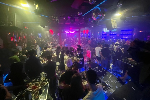 Xét nghiệm hơn 150 ‘nam thanh nữ tú’ bay lắc trong bar Kosho, 14 người dương tính với ma túy - Ảnh 1. Xét nghiệm hơn 150 ‘nam thanh nữ tú’ bay lắc trong bar Kosho, 14 người dương tính với ma túy - Ảnh 1.