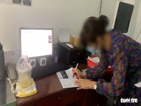 Người bệnh bị phòng khám vẽ bệnh, moi tiền, hãy gọi số 0989.401.155 - Ảnh 1. Người bệnh bị phòng khám vẽ bệnh, moi tiền, hãy gọi số 0989.401.155 - Ảnh 1.