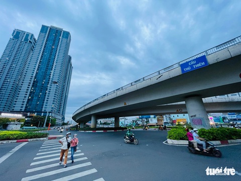 Tin tức sáng 4-12: Cấm đoàn thanh tra ăn uống với đối tượng thanh tra; Vé Tết từ TP.HCM khan hiếm? - Ảnh 3.