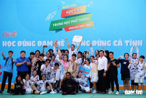 Kịch tính đến giây cuối cùng vòng chung kết cuộc thi sáng tạo robot dành cho học sinh THPT - Ảnh 8. Kịch tính đến giây cuối cùng vòng chung kết cuộc thi sáng tạo robot dành cho học sinh THPT - Ảnh 8.