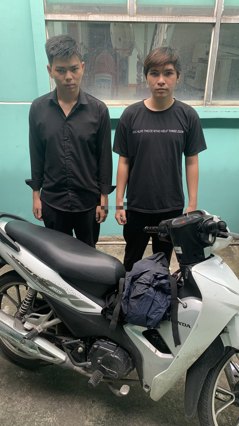 Thua cá độ World Cup, hai thanh niên đi cướp xe ôm công nghệ - Ảnh 1. Thua cá độ World Cup, hai thanh niên đi cướp xe ôm công nghệ - Ảnh 1.