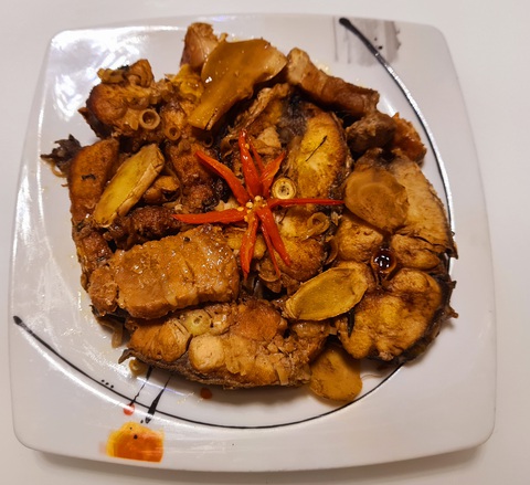 Tết nhớ niêu cá trắm đen ủ trấu nếp - Ảnh 1. Tết nhớ niêu cá trắm đen ủ trấu nếp - Ảnh 1.