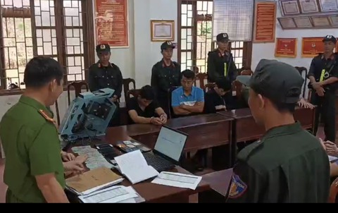Đắk Nông triệt phá đường dây đánh bạc gần 600 tỉ đồng - Ảnh 1. Đắk Nông triệt phá đường dây đánh bạc gần 600 tỉ đồng - Ảnh 1.