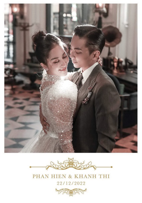 Phan Hiển ‘bở hơi tai’ dụ con gái để được chụp hình cùng Khánh Thi - Ảnh 1. Phan Hiển ‘bở hơi tai’ dụ con gái để được chụp hình cùng Khánh Thi - Ảnh 1.