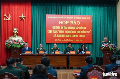 Nhìn lại 50 năm chiến thắng Hà Nội - Điện Biên Phủ trên không - Ảnh 1. Nhìn lại 50 năm chiến thắng Hà Nội - Điện Biên Phủ trên không - Ảnh 1.