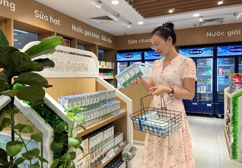 Vinamilk vào Top 50 công ty kinh doanh hiệu quả nhất Việt Nam năm thứ 11 liên tiếp - Ảnh 3. Vinamilk vào Top 50 công ty kinh doanh hiệu quả nhất Việt Nam năm thứ 11 liên tiếp - Ảnh 3.