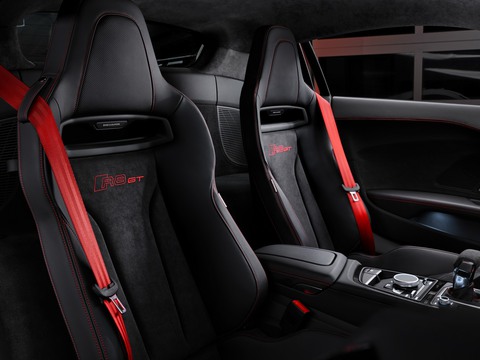 Audi R8 sắp thành của hiếm trên thị trường sau 1,5 năm nữa - Ảnh 10. Audi R8 sắp thành của hiếm trên thị trường sau 1,5 năm nữa - Ảnh 10.