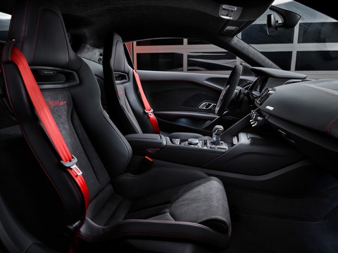 Audi R8 sắp thành của hiếm trên thị trường sau 1,5 năm nữa - Ảnh 9. Audi R8 sắp thành của hiếm trên thị trường sau 1,5 năm nữa - Ảnh 9.