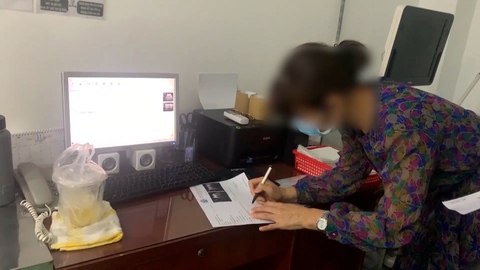 Sau 2 ngày công bố đường dây nóng về vẽ bệnh, moi tiền, Sở Y tế TP.HCM nhận được 19 cuộc gọi - Ảnh 2. Sau 2 ngày công bố đường dây nóng về vẽ bệnh, moi tiền, Sở Y tế TP.HCM nhận được 19 cuộc gọi - Ảnh 2.